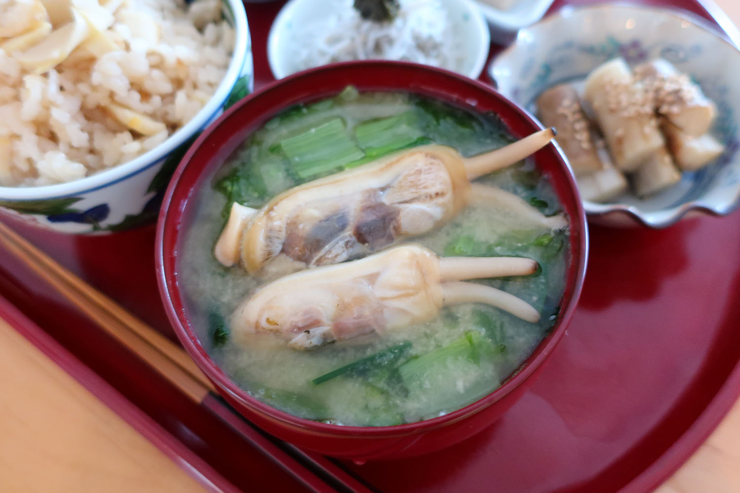 あげまき貝のお味噌汁【ちょっと贅沢な貝汁の作り方】