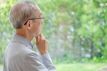 誰かの何かのせい