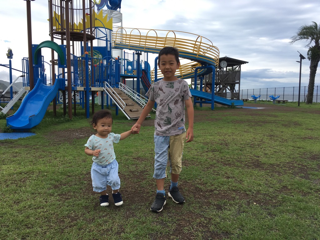 貸切り状態の公園