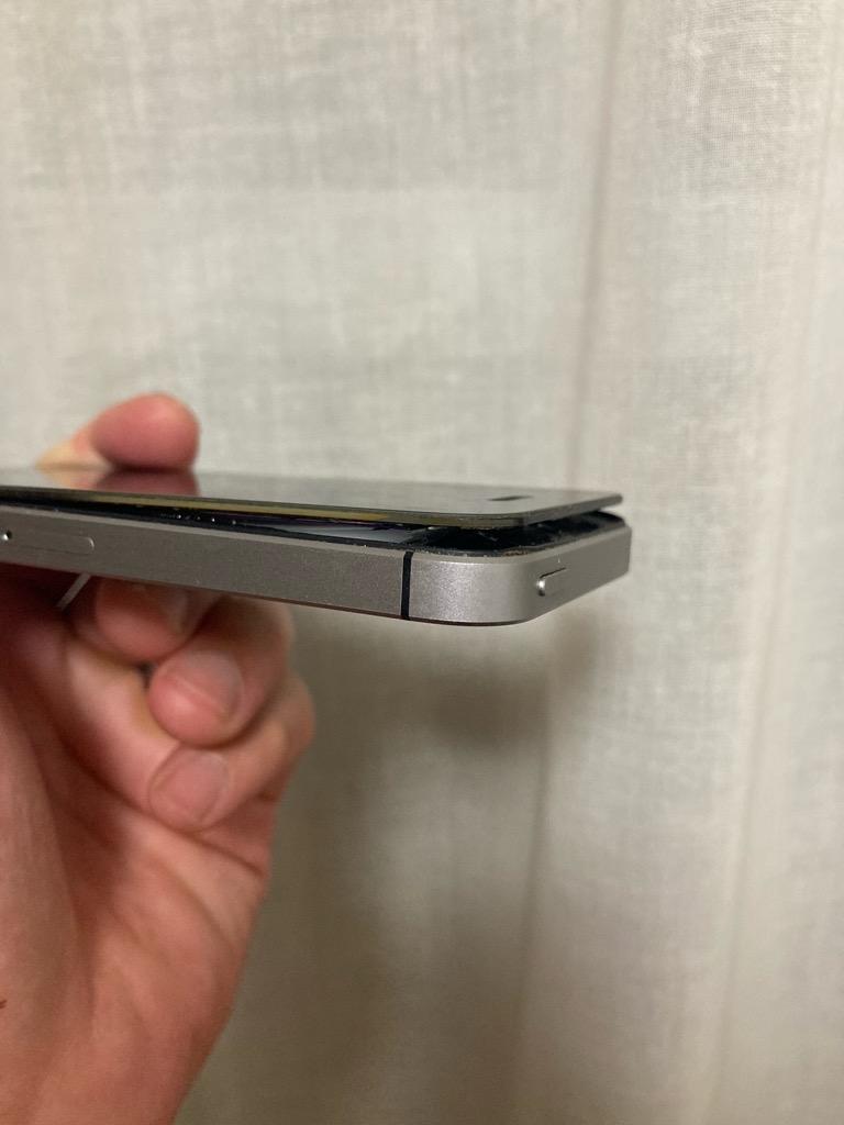 iPhoneが壊れた〜