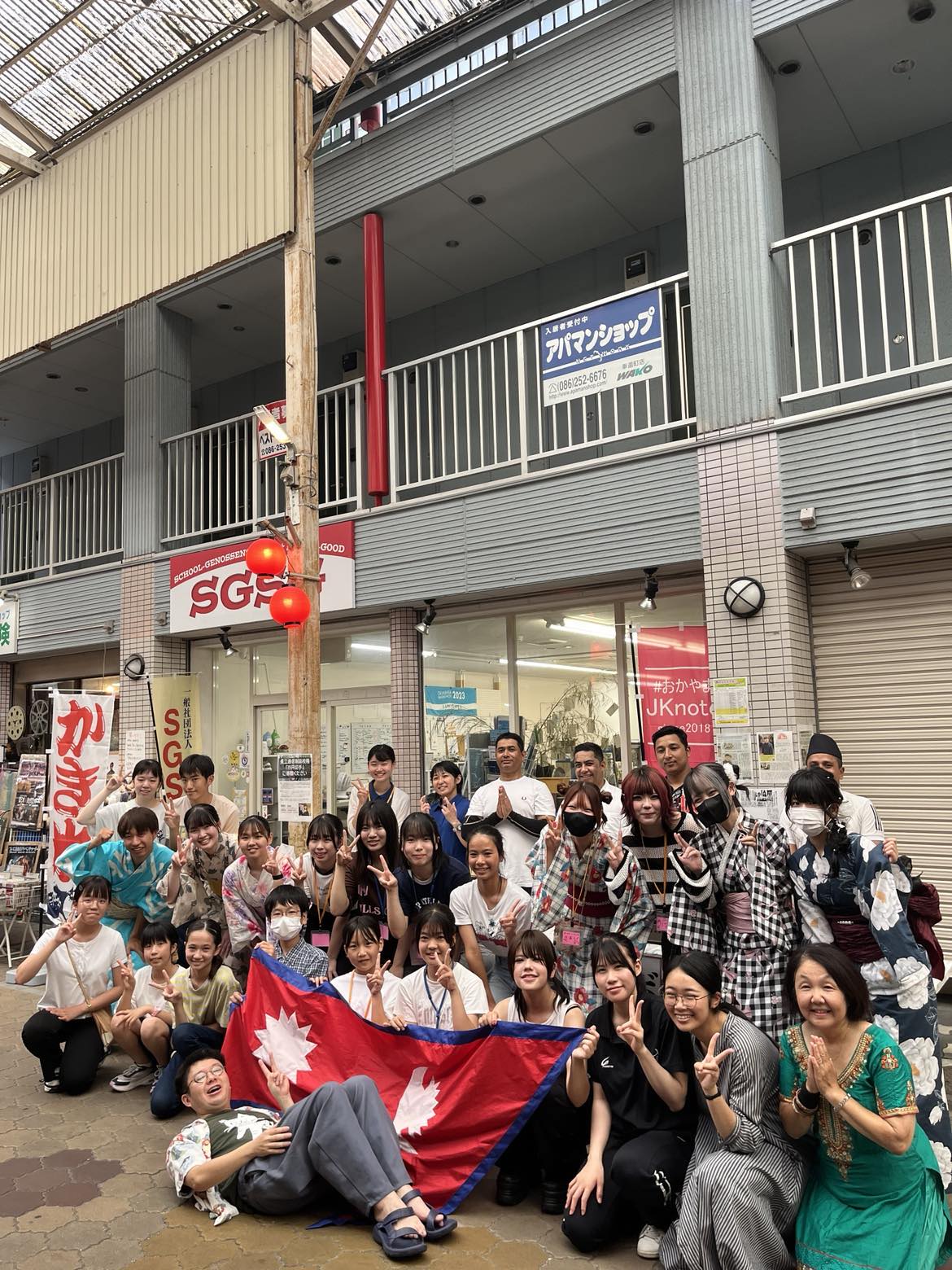 奉還町土曜夜市