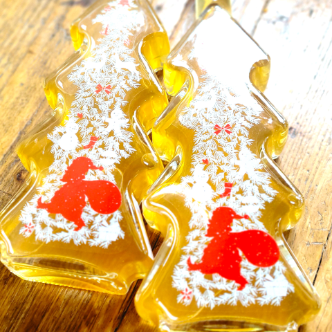 〈今年初登場！〉クリスマスツリー型ボトル りんごジュース 入荷しました！