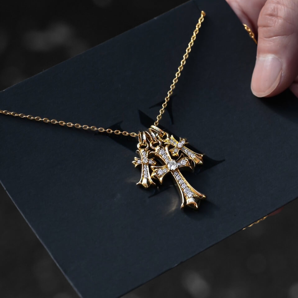 -Luxury Cross COLLECTION- 高級感溢れる十字架ネックレス