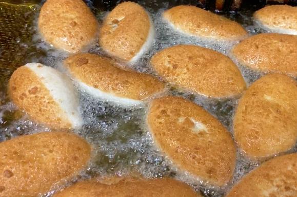 揚げたり焼いたり練り込んだり、 いろんな種類の「こだわりの油」