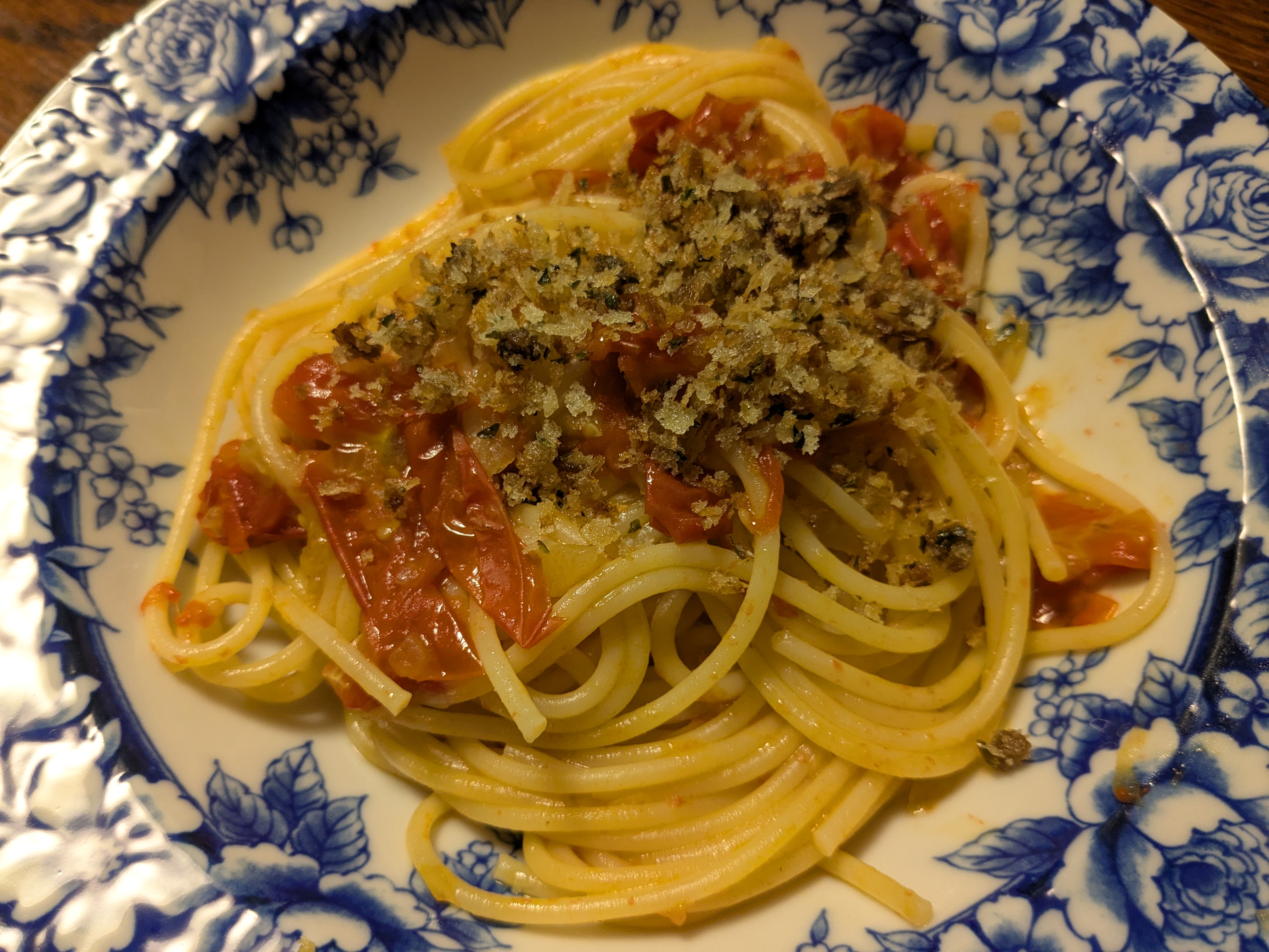 シンプルなトマトパスタ