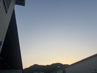 運