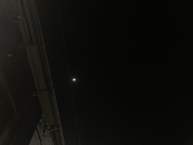 月