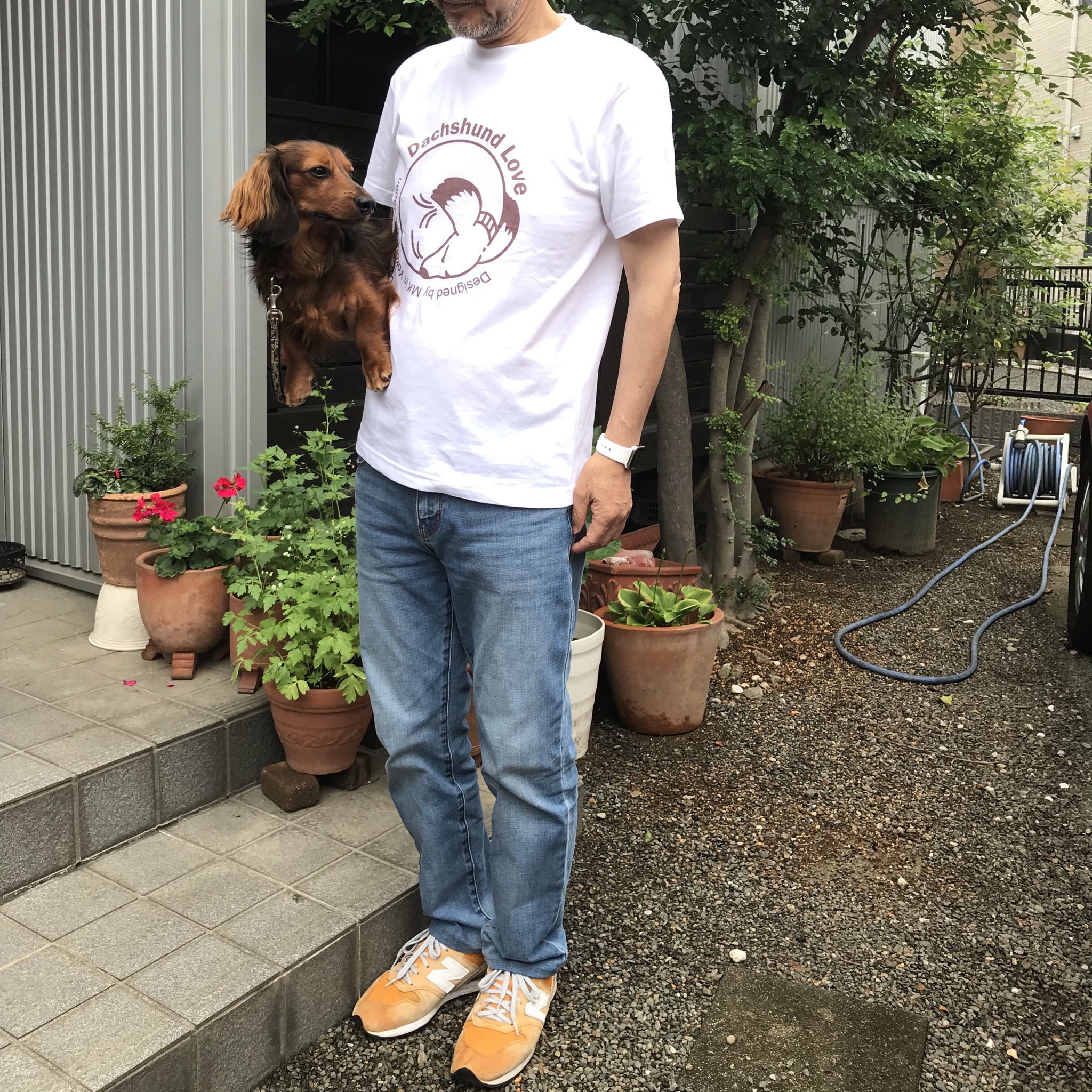 まん丸♡レオンのTシャツ