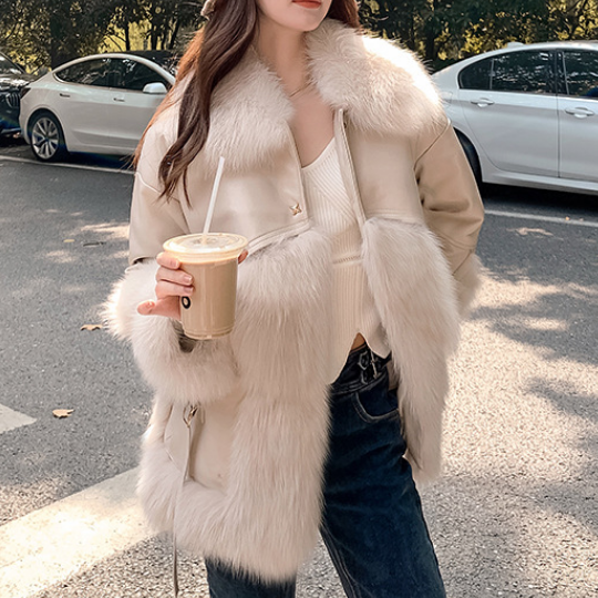 今年のコートの売れ筋は、、、