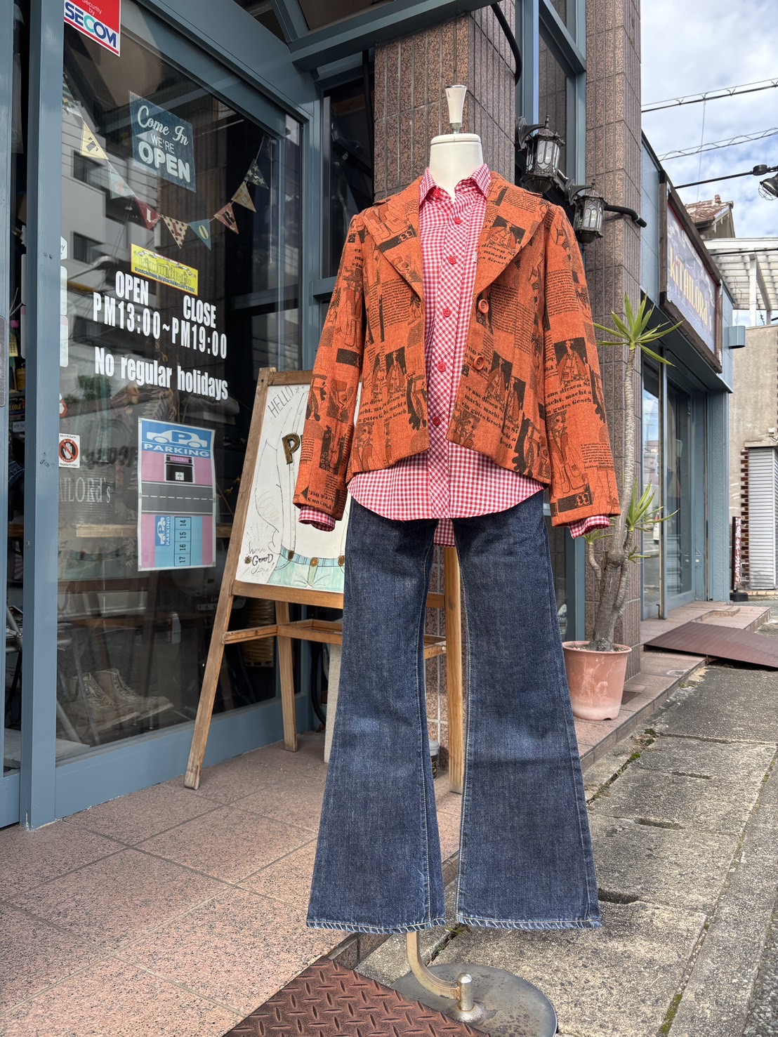 2025.11/12 🌤️ 70年代の風が吹きそうなスタイル💃🏻