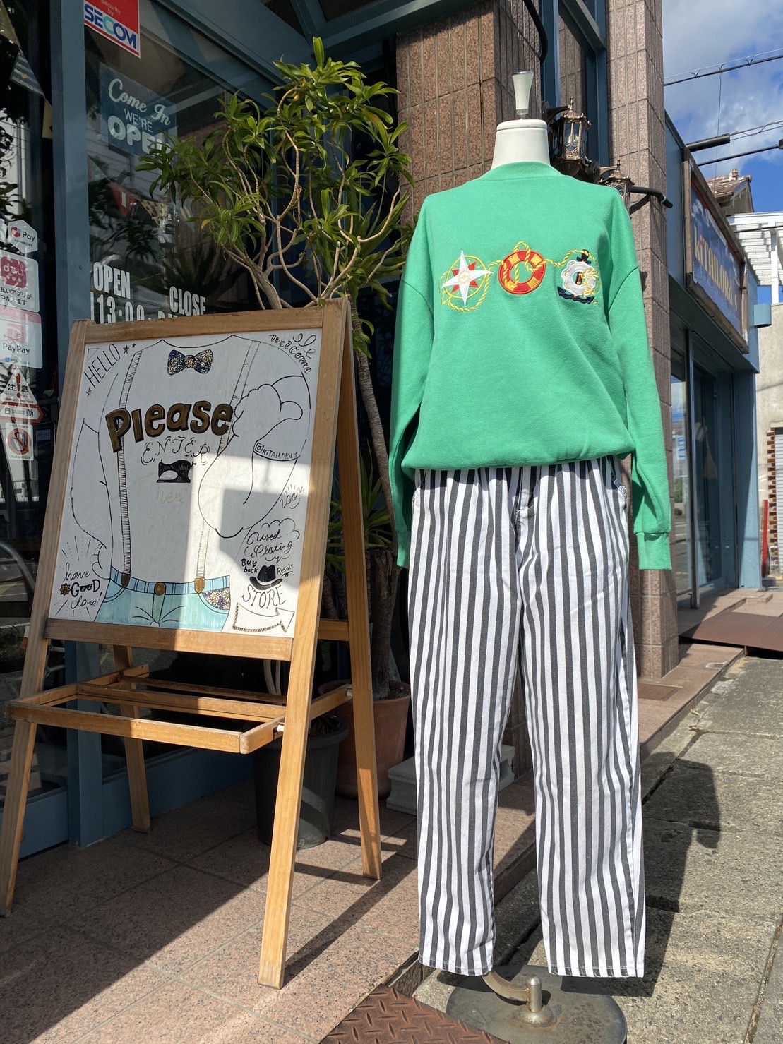 2023.10/10 ⛅️ 無骨さ無いかわいい白黒ストライプ💃🏻