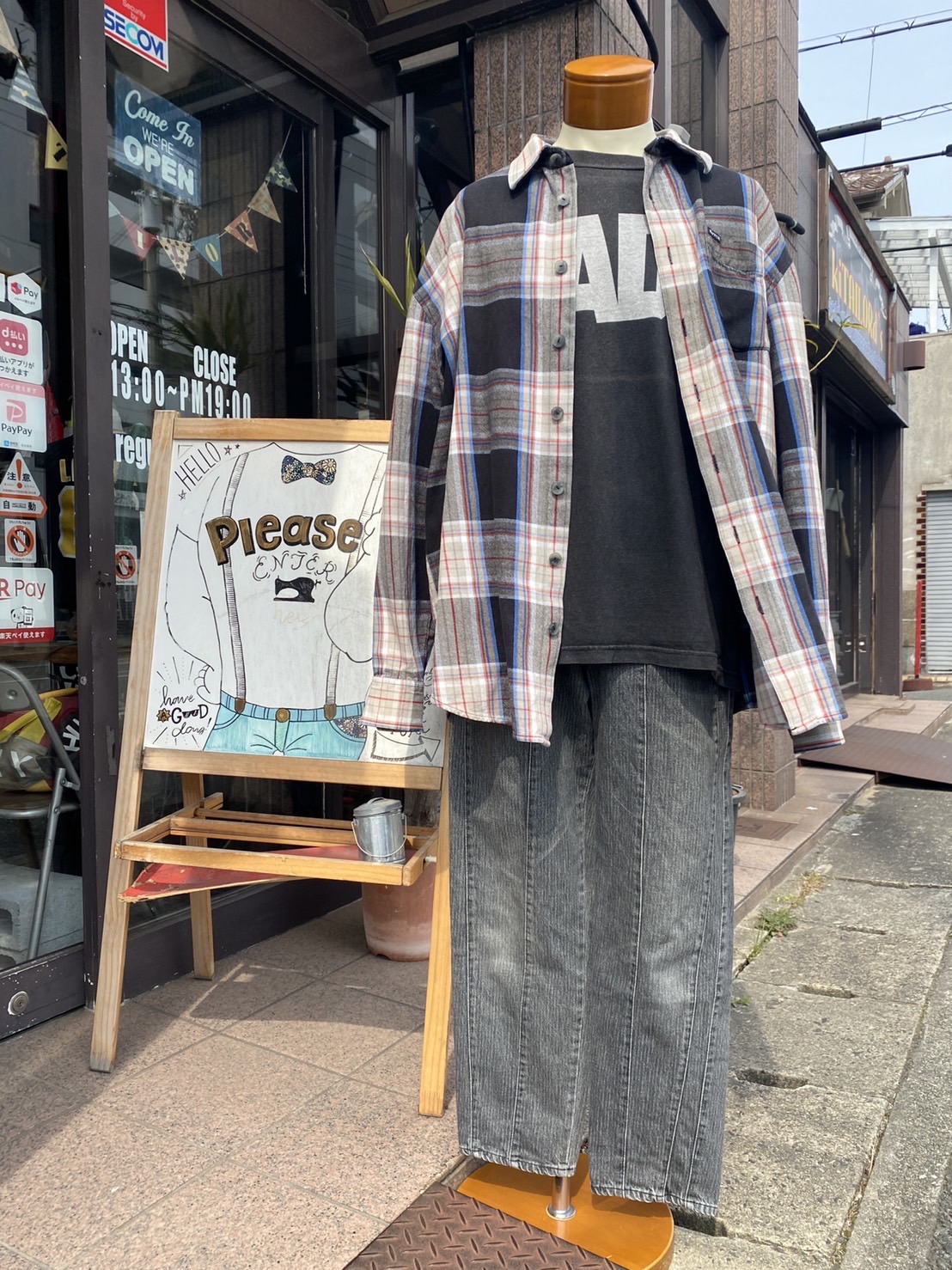 2023.3/9 ⛅️ ブラック/グレーのモノトーン…Z世代に🕺🏻