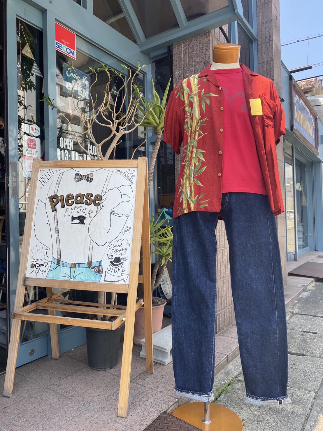 2023.6/17 🌤 赤を貴重にカープファンやこだわり派の👖🕺🏻