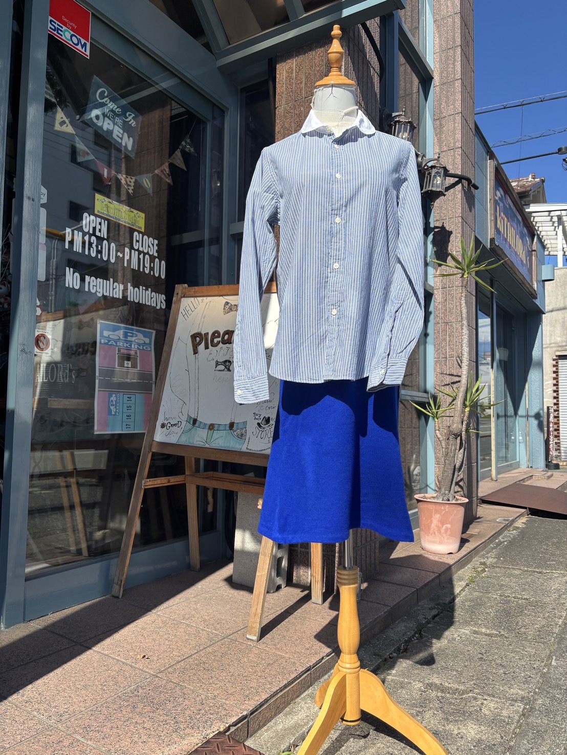 2025.10/23 🌤️ ワークアイテムで清楚に💃🏻