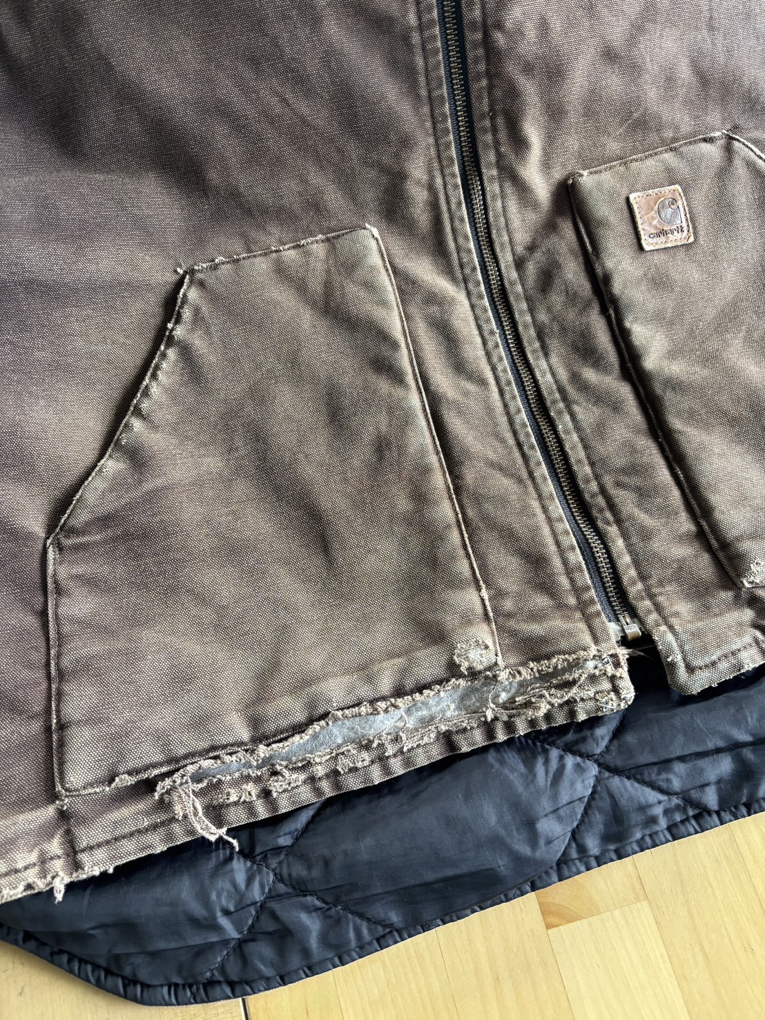 2025.12/27 ⛅️ 🧵ダックベスト無骨にリペア🧵