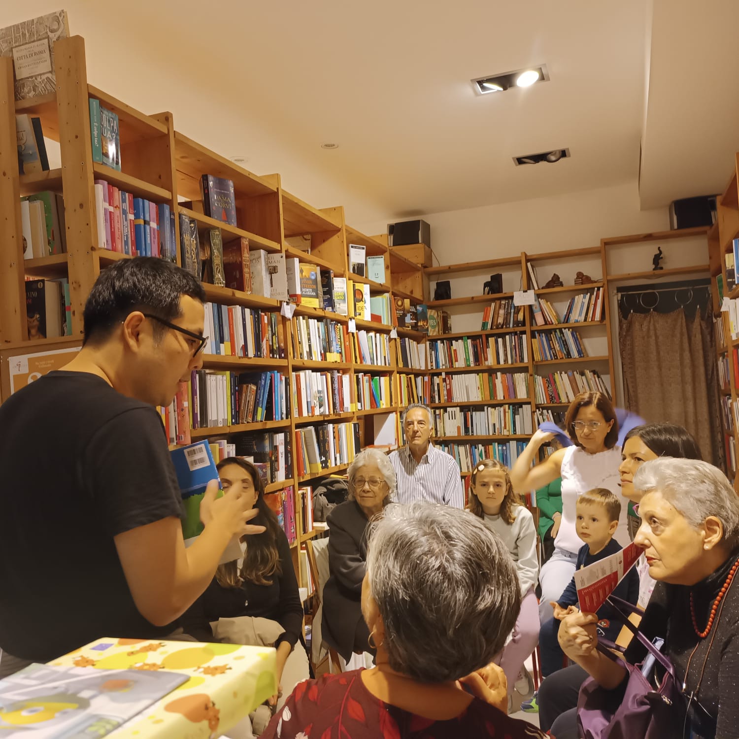 ローマの書店: Libreria Nebulaにて