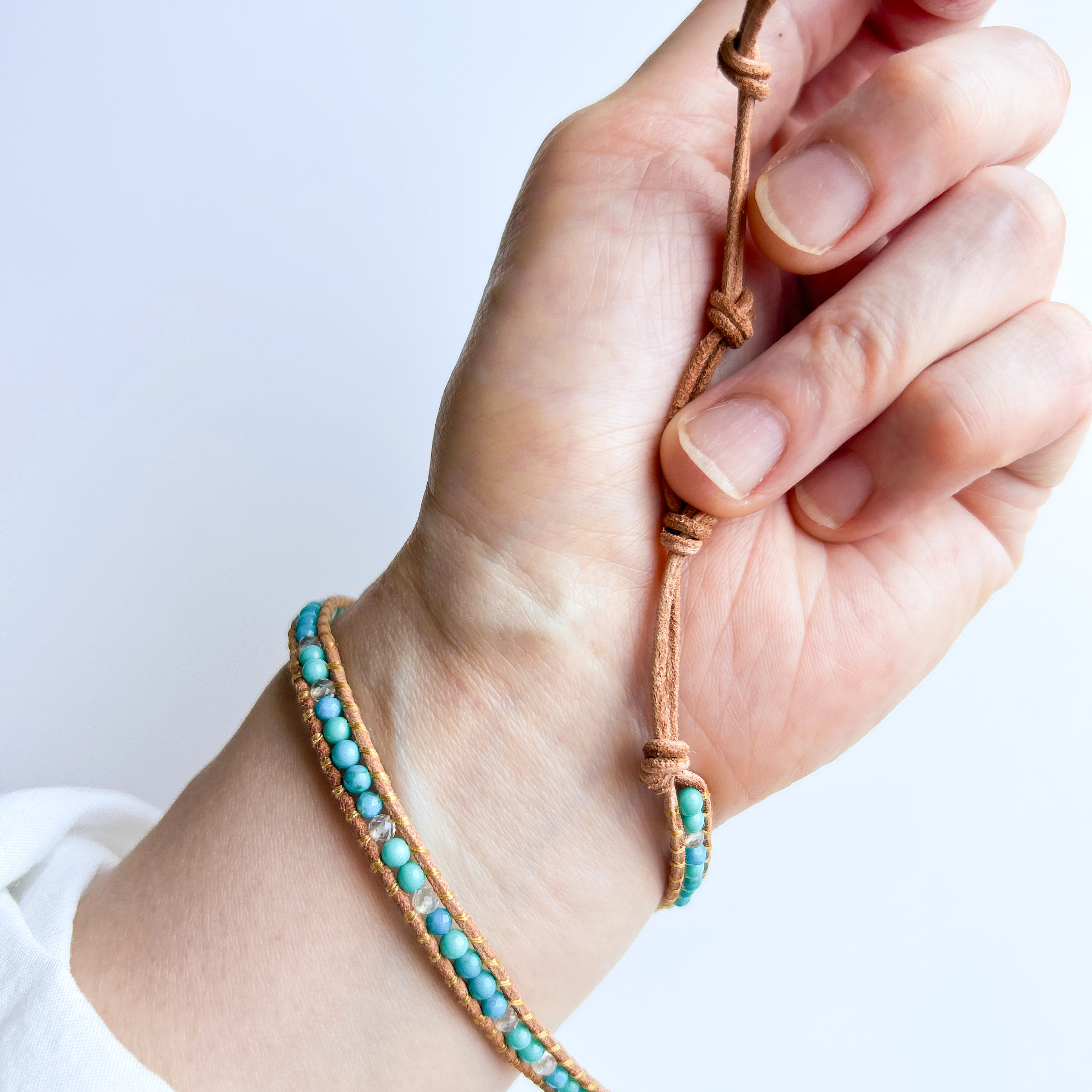 【ラップブレスレットの巻き方】