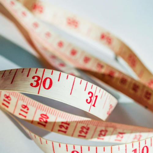 【手首周りのサイズの測り方】