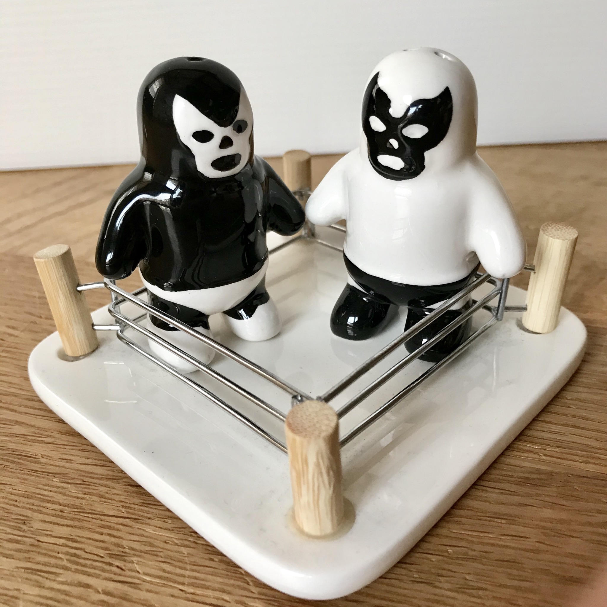 ファンキーなキッチングッズ入荷です！