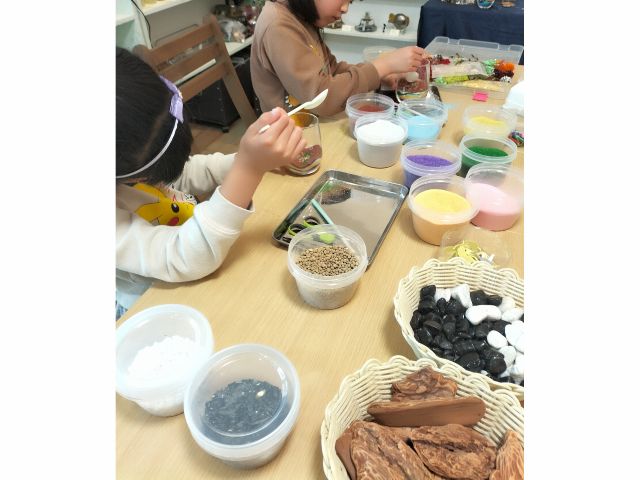 小さな苔庭、森の香り、静けさの光─手のひらで作る冬の記憶　12月前半のワークショップの内容告知