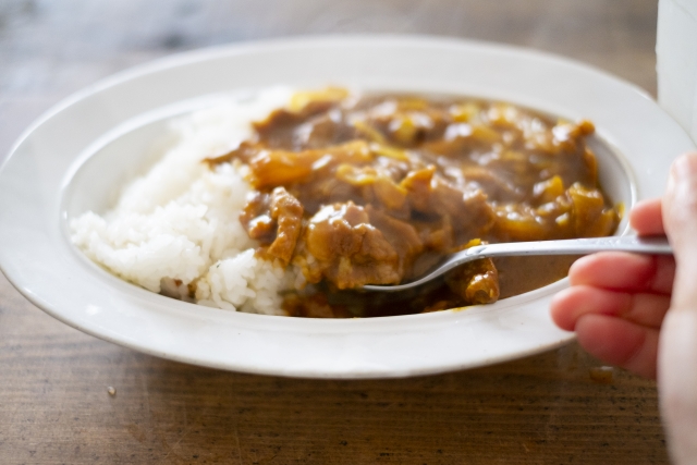 フライパンでカレーを作ると、後片付けがなんとも楽になる話