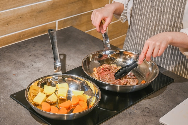 フライパンは大きければいいと思ってない?実はサイズ選びで、料理がもっと楽しくラクになるんです♪