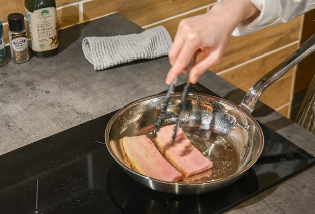 【成功編】ステンレスフライパンの正しい使い方とは？　実際に使用してみた②