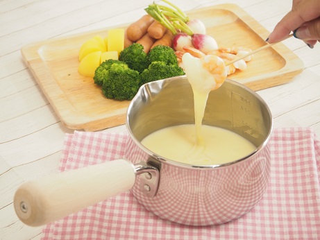 ミルクポットを直接食卓に