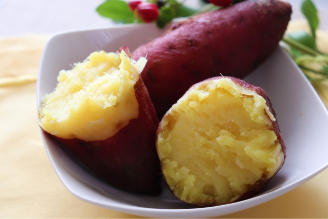 鍋を使って、さつまいもをもっと美味しく！黄金の甘さを引き出す蒸し方♪