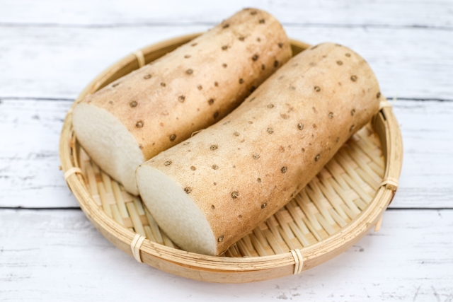 疲労回復には山芋が良い？栄養効果やおすすめレシピを紹介！