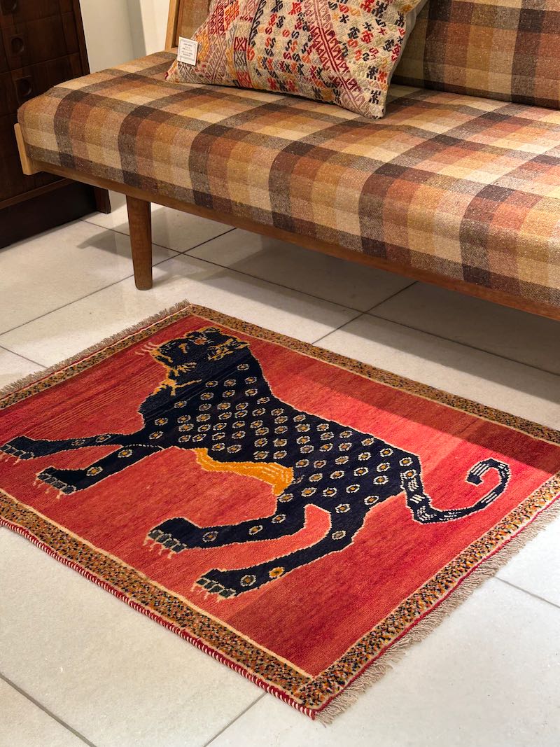 Gabbeh & Kilim 絨毯展19日まで開催中！　＜オールドギャッベ-2＞