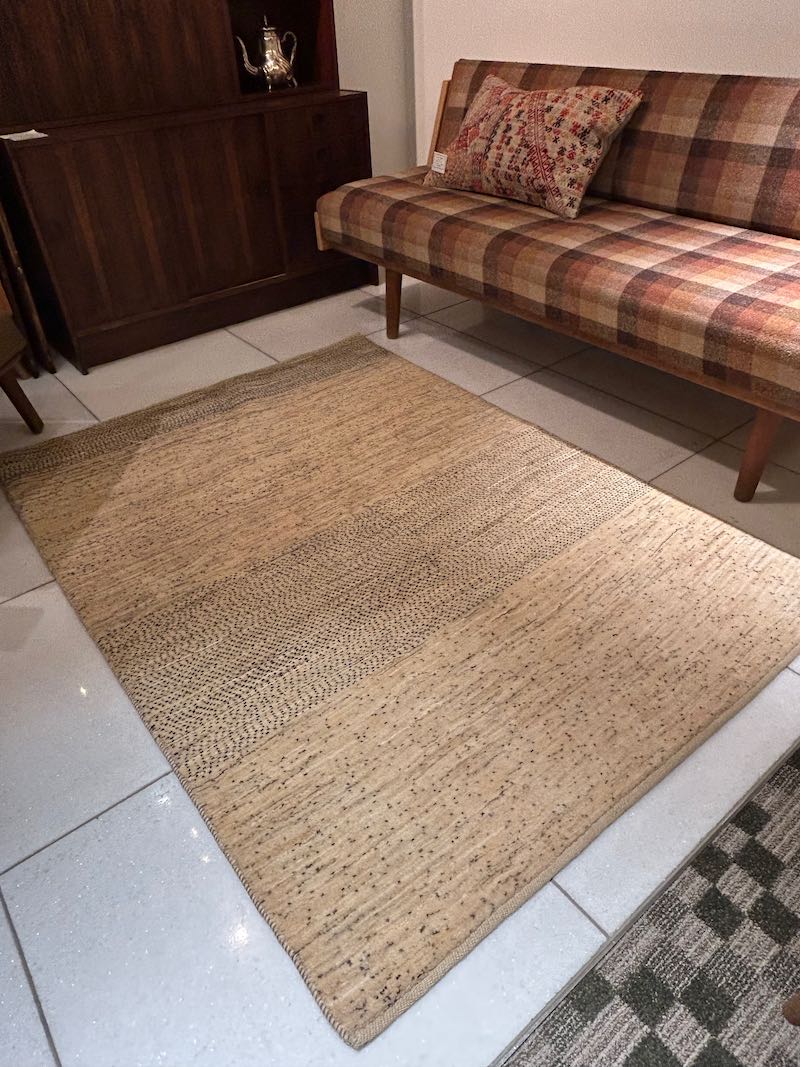 Gabbeh & Kilim 絨毯展19日まで開催中！　＜リビングサイズ２　150*100cm＞