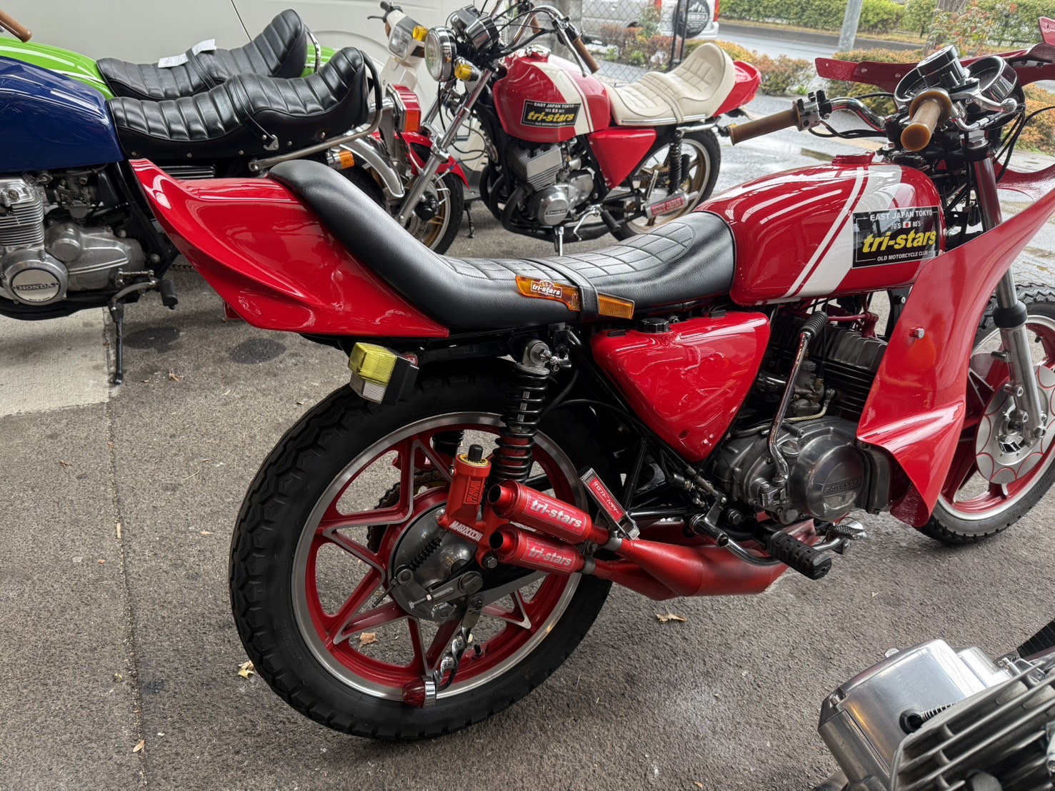 ⭐︎装着例⭐︎ 350ss・750ss用　DMT  FRP  テールカウル