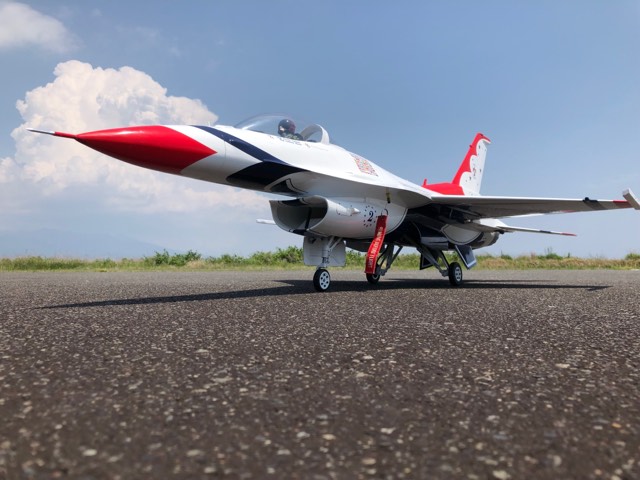 TONE MODEL　F16-Fighting Falcon(1.8m) 　ご購入者様（吉野様）