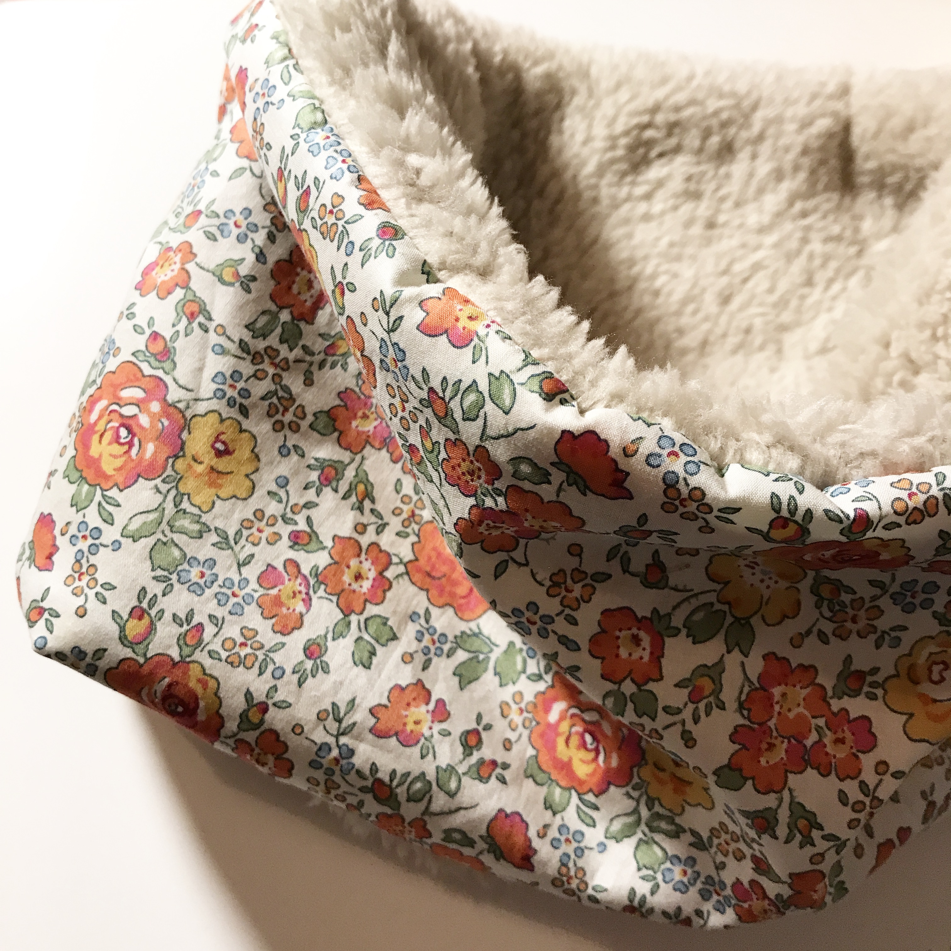 ネックウォーマー もこもこボアとリバティ