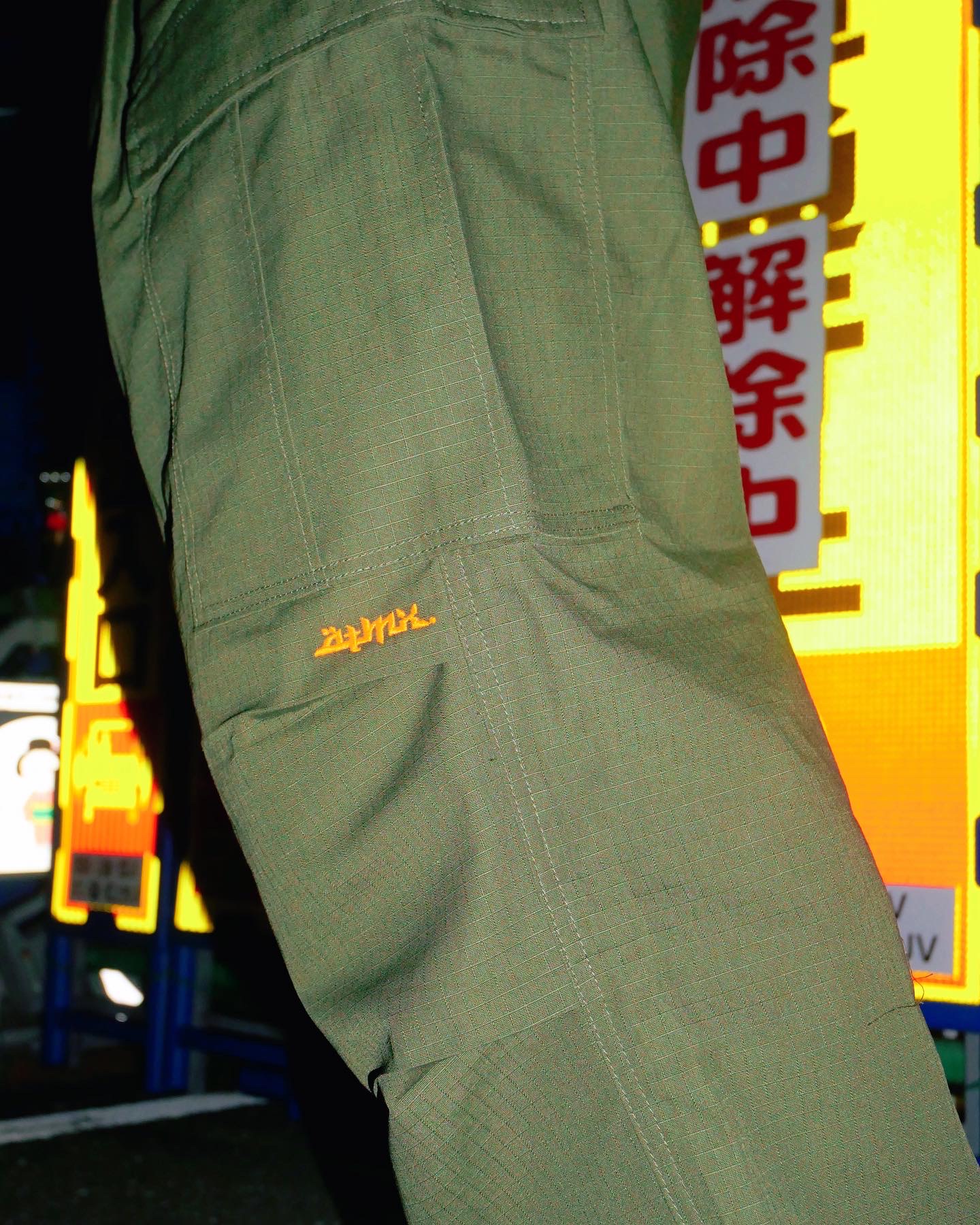 アトミクス初のパンツ商品