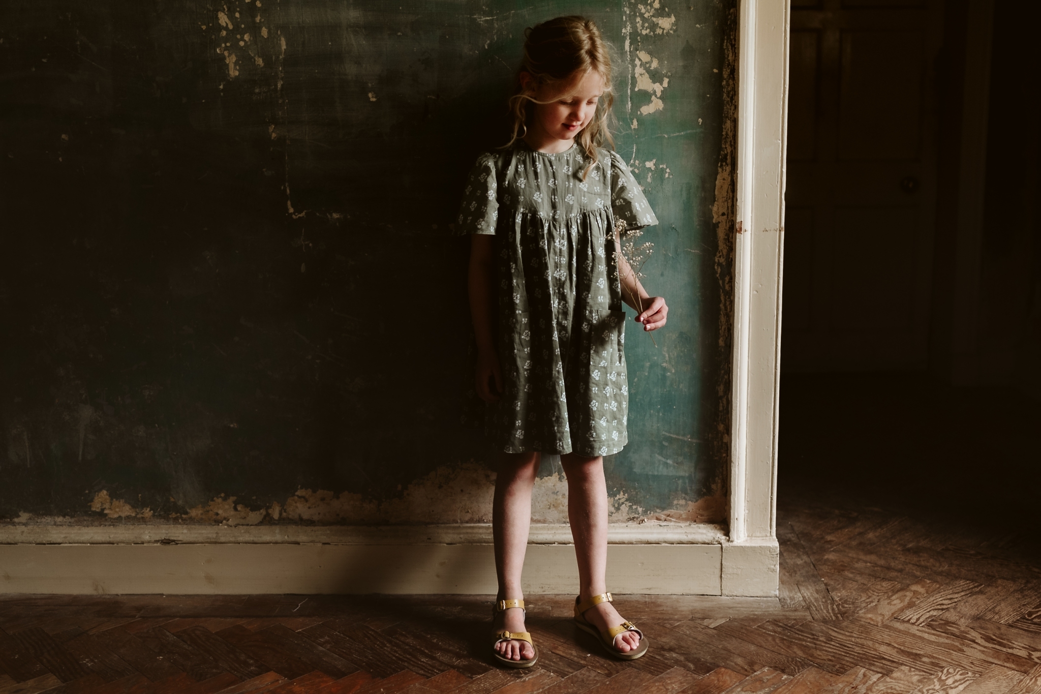 Little Cotton Clothes 今夜、発売開始です