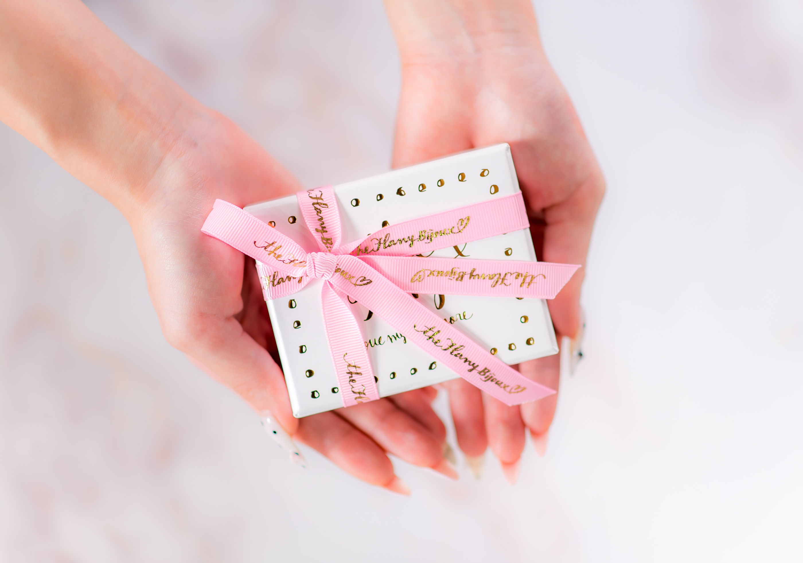 ギフト用リボンラッピング