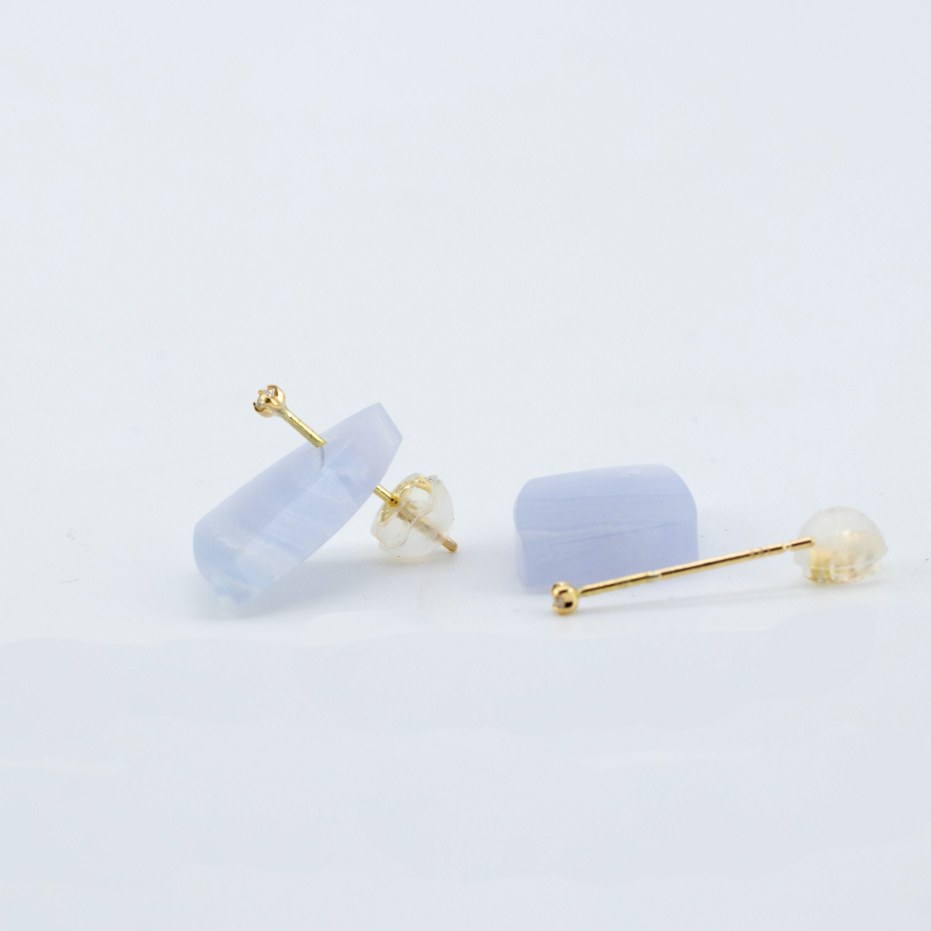 この金具があればコーディネイト自在のピアス　３タイプ