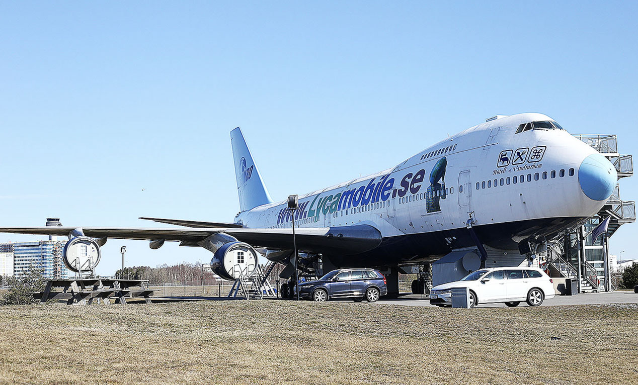 スウェーデンに飛行機をそのままホテルにした面白いホテルが！！