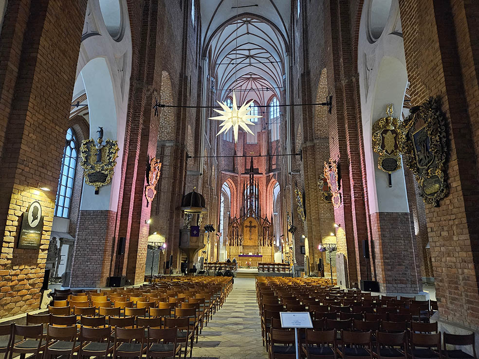 【ラトビア・リーガ観光】旧市街の象徴・聖ペテロ教会へ　展望台から一望するラトビアの街並み