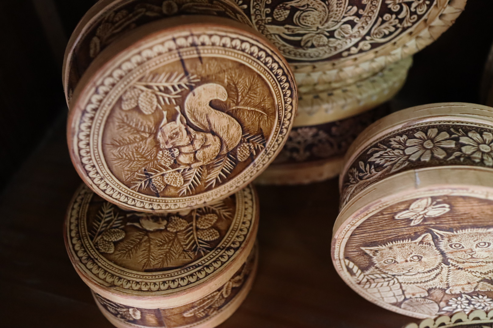 ロシアの美しい伝統工芸品　BERESTA
