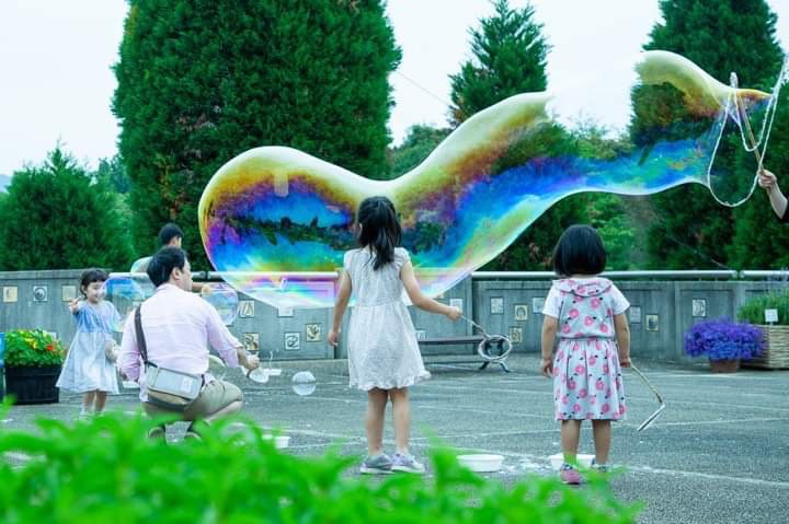 五感で巨大シャボン玉を体験、淡路島より『アスアワジ』