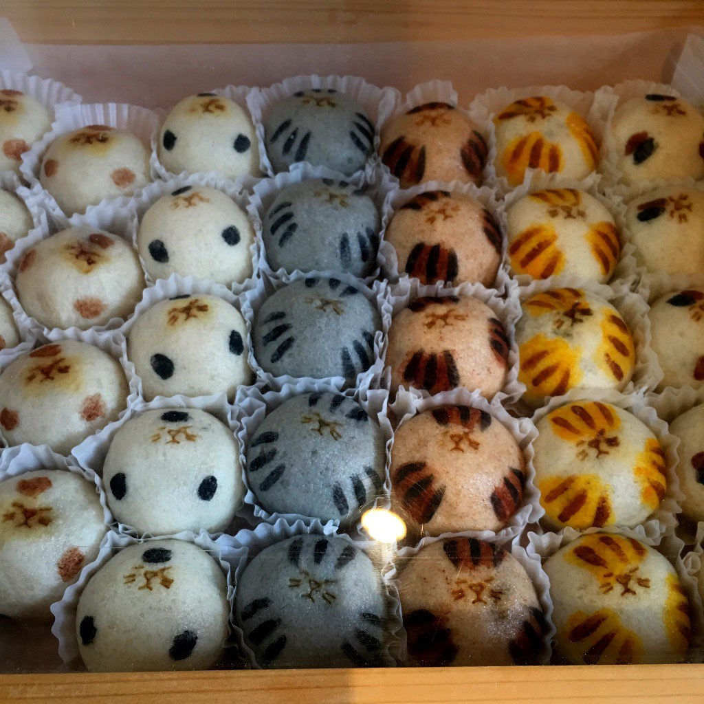 上品な自然の甘みと食べるのがもったいないゾの『養生菓子処もちねこ』