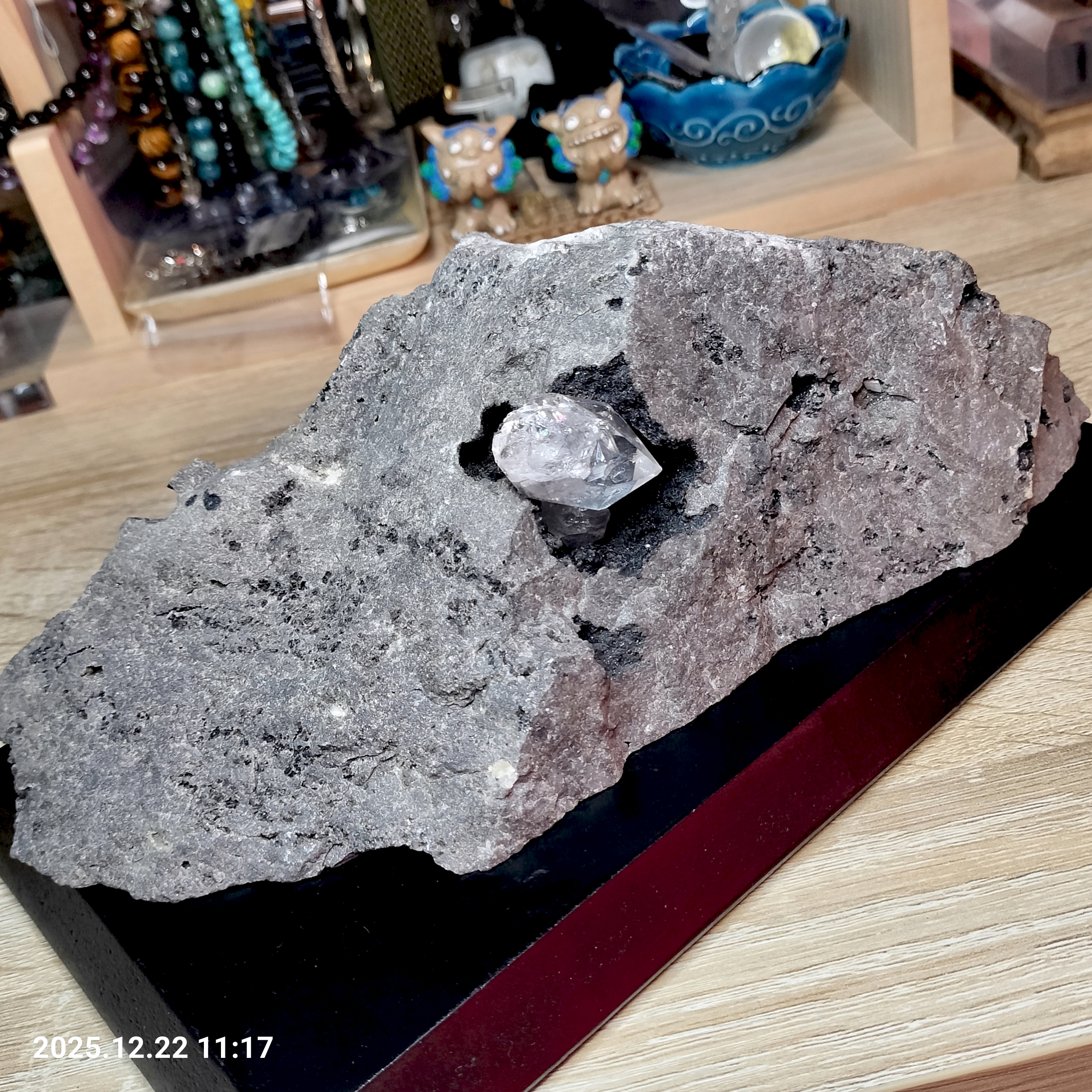 超希少 ハーキマーダイヤモンド母岩付原石✨