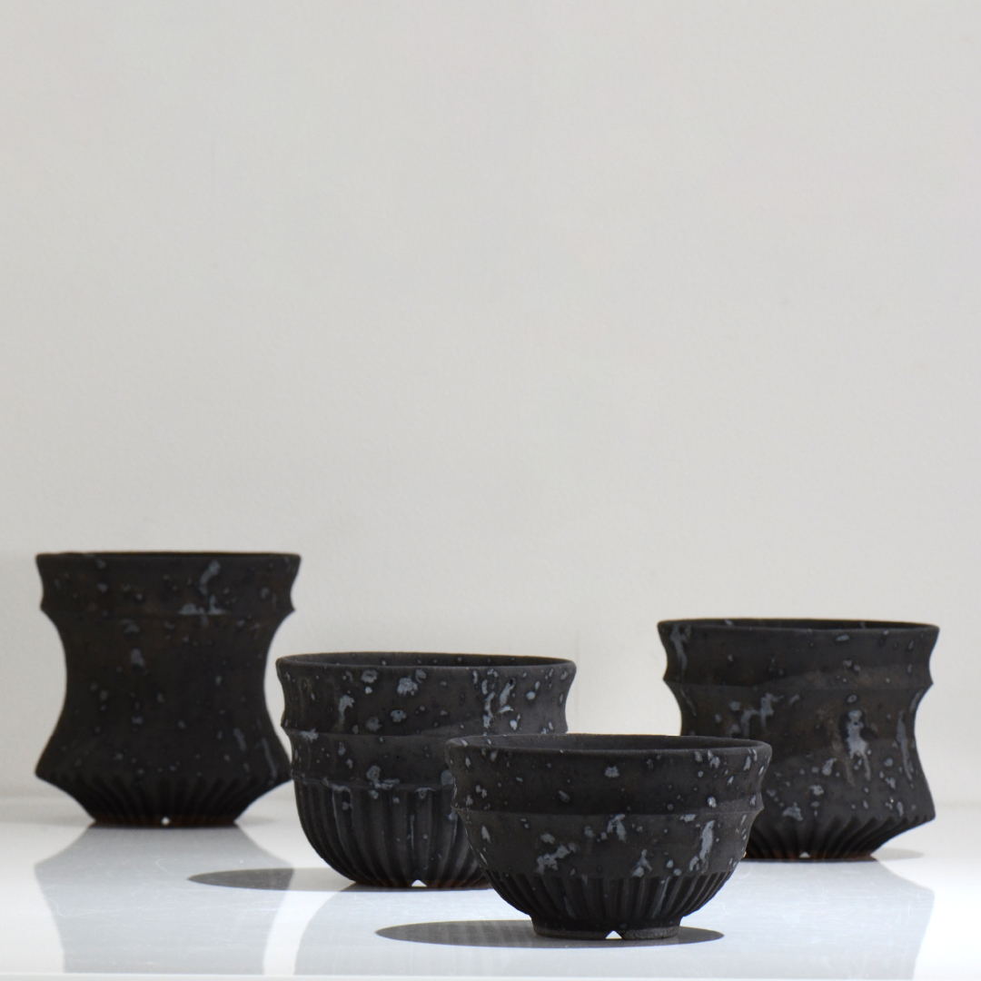 6/22（金）20時より、菊地元野さんの「LEOPARDPOT」を発売いたします。
