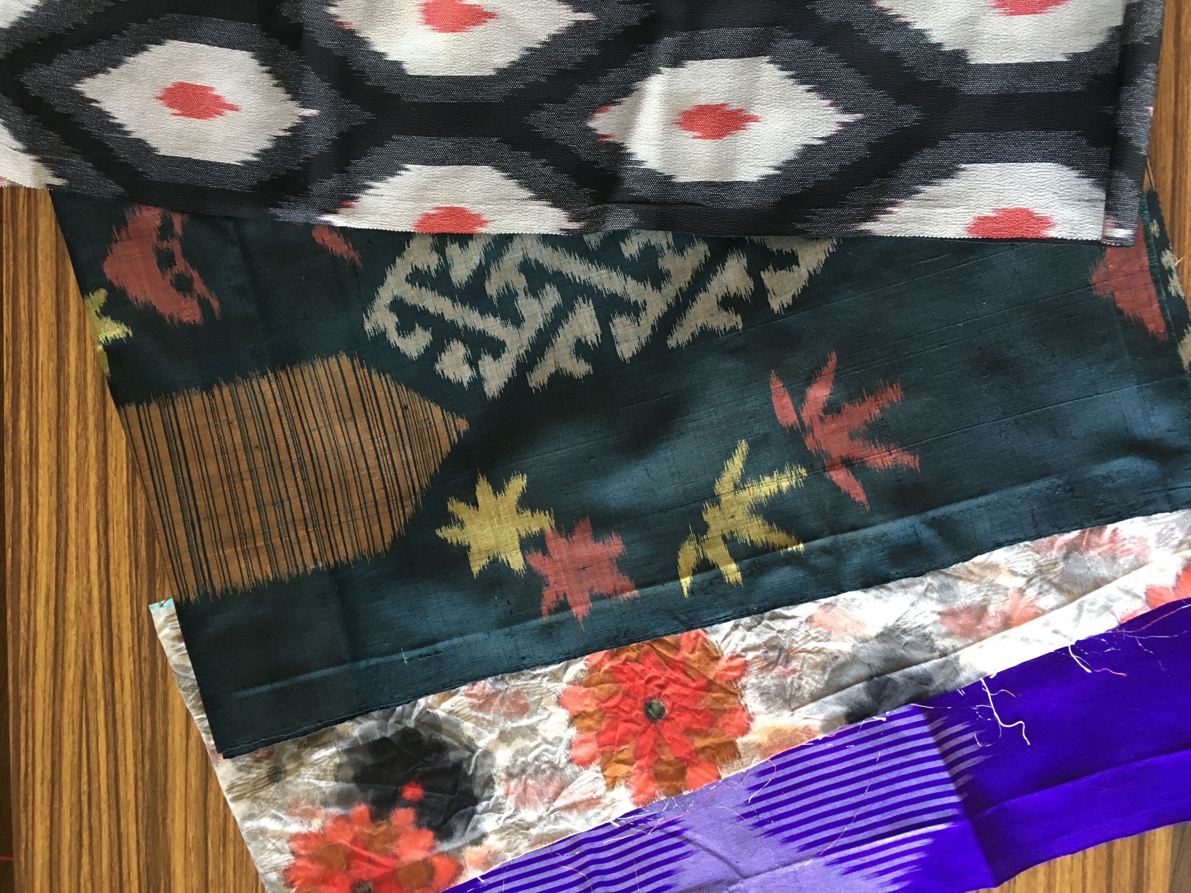 なぜ銘仙の小物なのか。