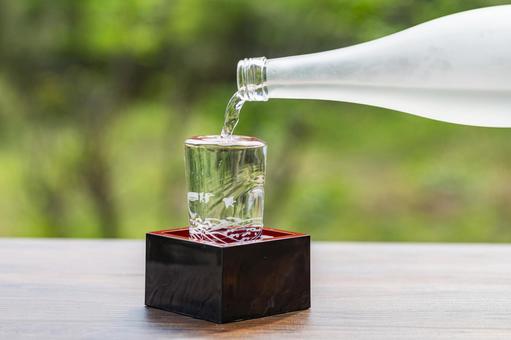 酒の味は水で決まる！  水の硬度の違いが日本酒の味わいに与える影響とは