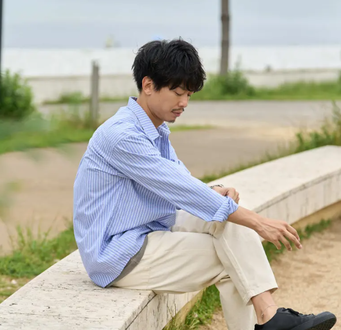 「9月登場！爽やかなストライプシャツ」
