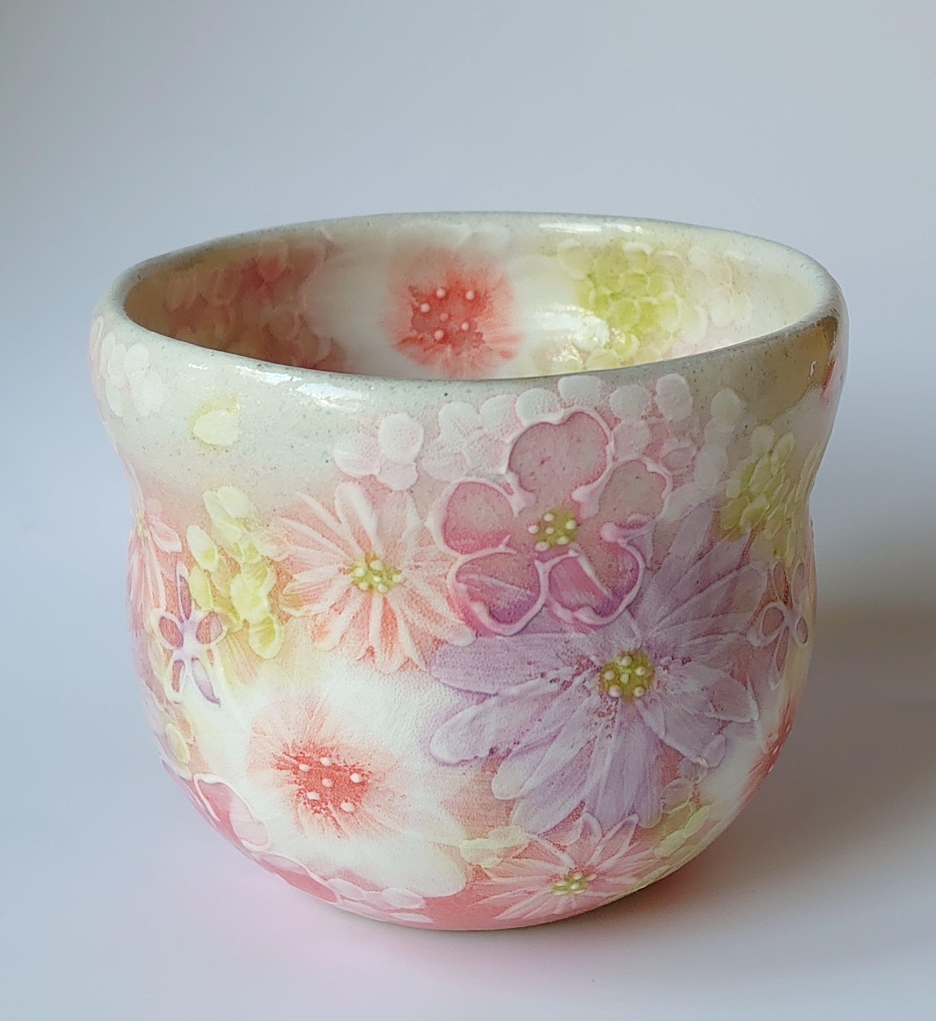 工房ゆずりは大人気の紅彩雅花福々碗入荷いたしました！　お好きな方お早めにお求め下さい